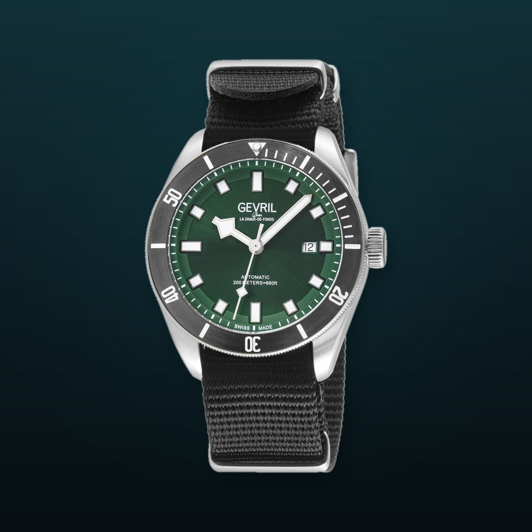 Yorkville Gevril Men's Yorkville Green Dial Sellita SW200 Swiss Automatic Rotating Bezel Bracelet Date Luminous Watch Nato Strap | Green Dial