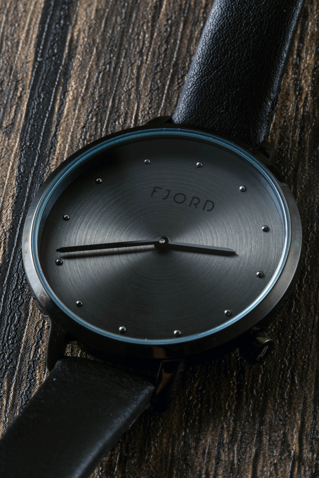 Ripple Black / Leather | Black Dial