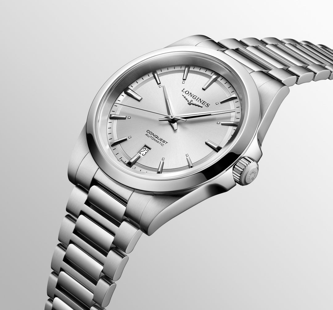 Conquest Silver/Silver |  Dial
