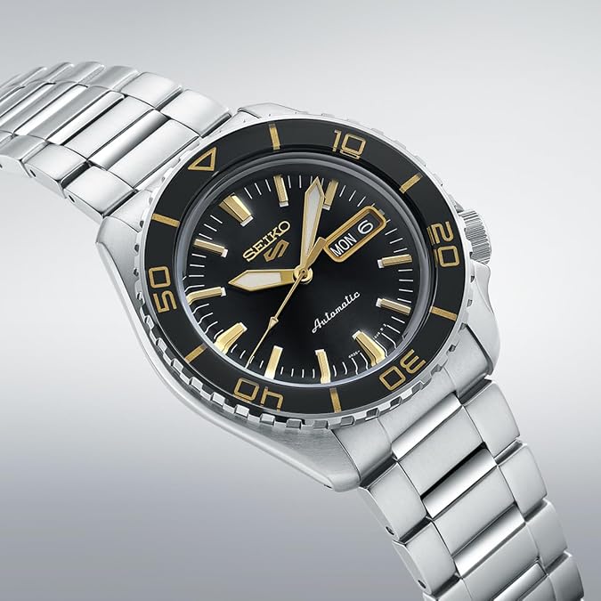 5 Sports SKX Black Dial / Stainless Steel Bracelet Black Dial