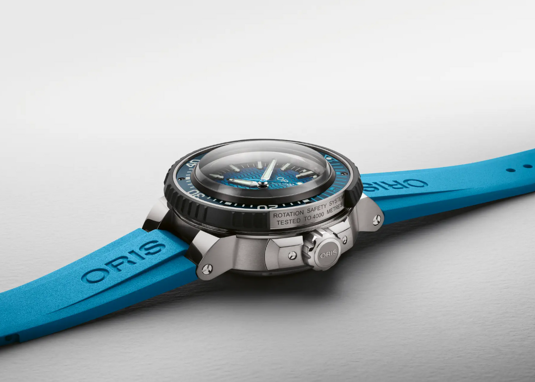Aquis Pro 400M 49.50mm Blue Dial
