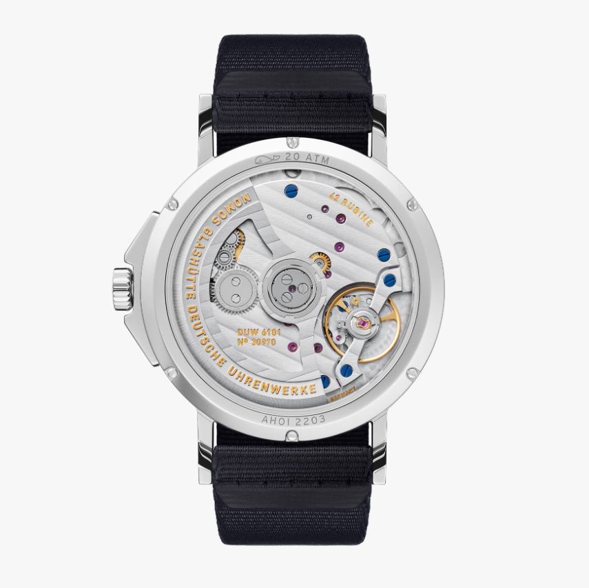 Ahoi Neomatik 38 Date White Dial / Navy Blue Textile Strap Cream White Dial
